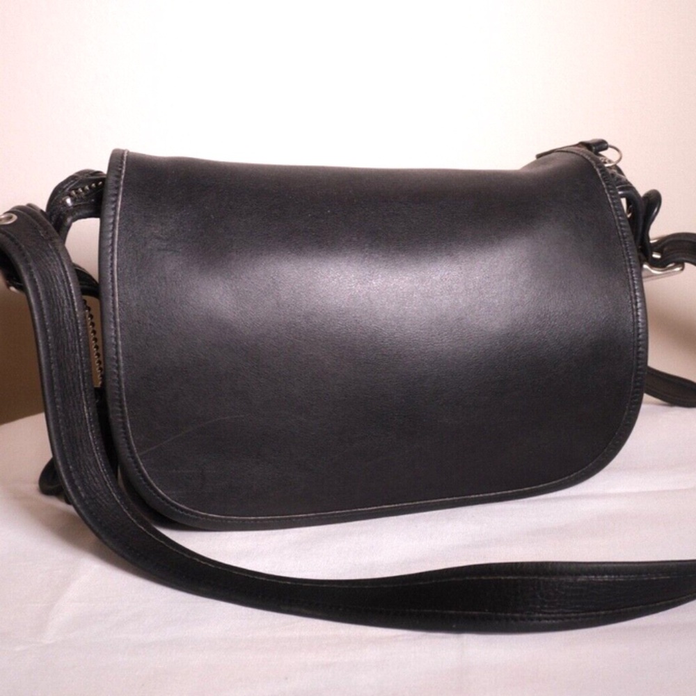 Vintage Patricia Legacy Coach Black Purse with Nickel hardware
